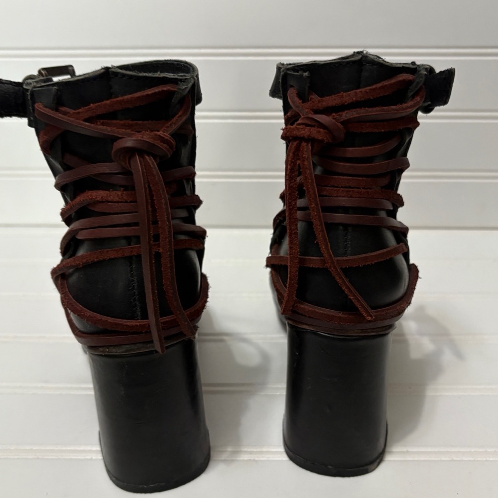 FreeBird Jillian Black Leather Wrap Around Ankle Pump Bootie Heels Shoes Size 6 - Picture 8 of 9
